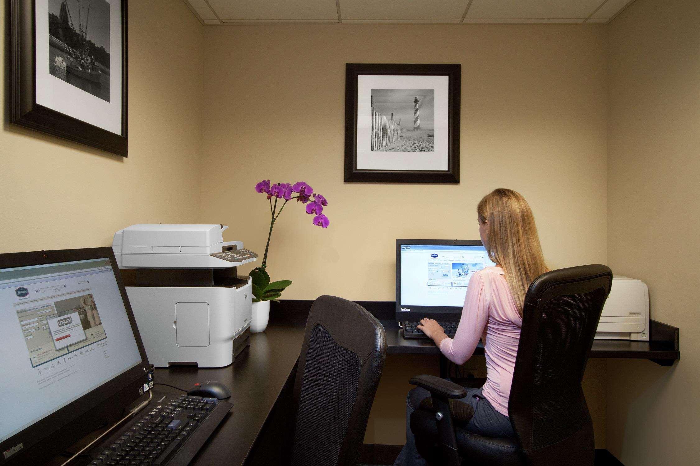 Hampton Inn & Suites Providence-Warwick Airport Dış mekan fotoğraf