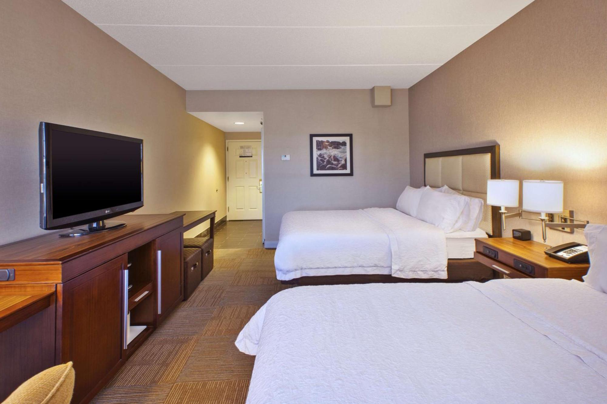 Hampton Inn & Suites Providence-Warwick Airport Dış mekan fotoğraf